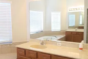 2906 Sweetspire Cir, Kissimmee, FL 34746 - Photo 14