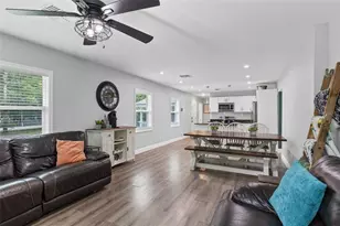 580 Lakeview Ave, Orange City, FL 32763 - Photo 8