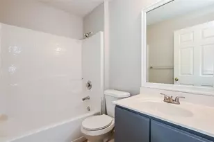 2807 Arbour Trail Ct, Deltona, FL 32725 - Photo 18