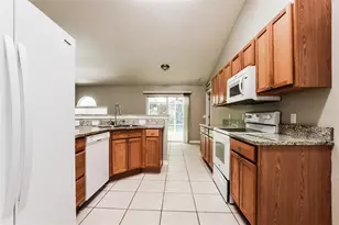 949 Cascades Park Trail, Deland, FL 32720 - Photo 10