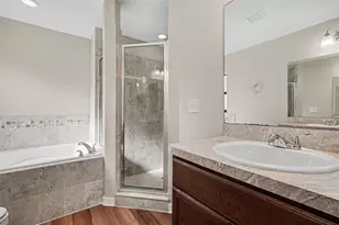 1826 Wallace Manor Ln, Winter Haven, FL 33880 - Photo 10