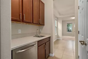 5177 Dove Tree St, Orlando, FL 32811 - Photo 16