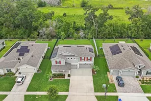 5352 Red Coral Cir, Mount Dora, FL 32757 - Photo 2