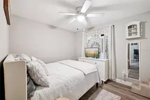1335 Yvonne St, Apopka, FL 32712 - Photo 4