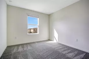 1460 Mirabella Cir, Davenport, FL 33897 - Photo 14