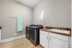 902 Johns Point Dr, Winter Garden, FL 34787 - Photo 56
