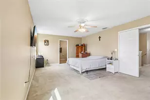 1585 Auburn Hills Ct, Tavares, FL 32778 - Photo 14