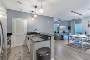 525 E Jackson St, Orlando, FL 32801 - Photo 12