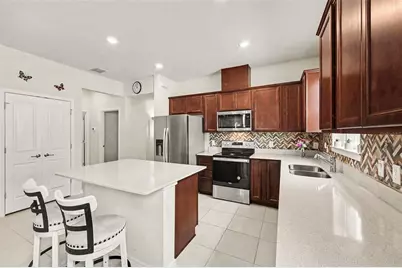 2739 Summer Retreat Lane, Kissimmee, FL 34744 - Photo 12