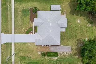 2449 India Blvd, Deltona, FL 32738 - Photo 12