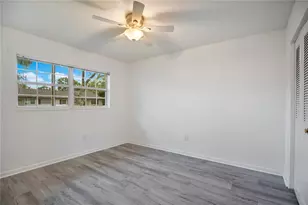 239 N Hill Ave, Deland, FL 32724 - Photo 14