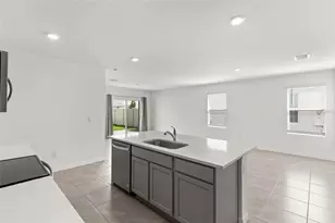 33301 Darley Dl Trl, Wesley Chapel, FL 33545 - Photo 10