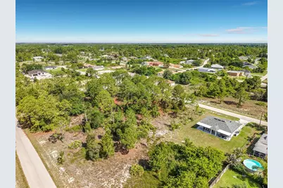722 Manuel Street E, Lehigh Acres, FL 33974 - Photo 30