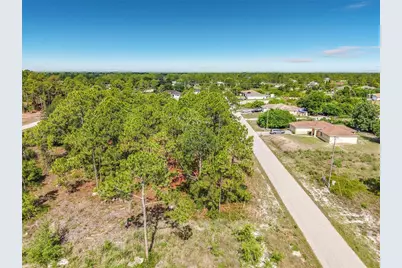 722 Manuel Street E, Lehigh Acres, FL 33974 - Photo 28