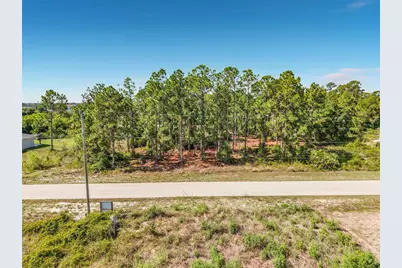722 Manuel Street E, Lehigh Acres, FL 33974 - Photo 14