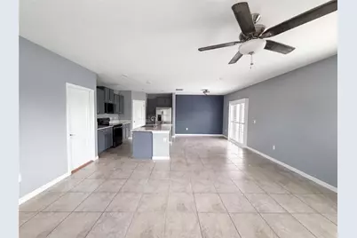 11126 Hudson Hills Lane, Riverview, FL 33579 - Photo 10