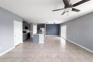 11126 Hudson Hills Ln, Riverview, FL 33579 - Photo 10
