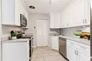 706 Springview Dr, Orlando, FL 32803 - Photo 18