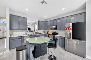 13538 Hidden Forest Cir, Orlando, FL 32828 - Photo 10