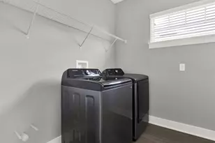 7653 Nemours Pkwy, Orlando, FL 32827 - Photo 24
