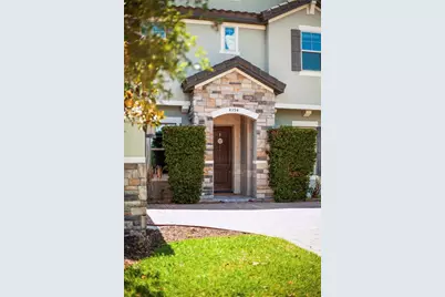 8394 Lookout Pointe Drive, Windermere, FL 34786 - Photo 6
