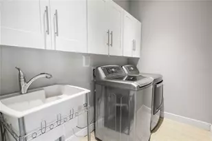 8394 Lookout Pointe Dr, Windermere, FL 34786 - Photo 50