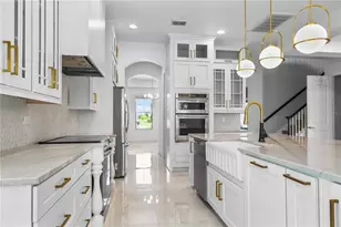 8394 Lookout Pointe Dr, Windermere, FL 34786 - Photo 12