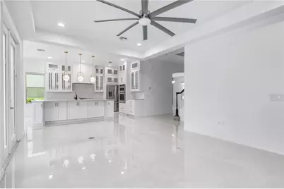 8394 Lookout Pointe Drive, Windermere, FL 34786 - Photo 24