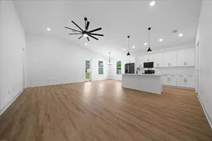 13252 Pendleton St, Spring Hill, FL 34609 - Photo 8