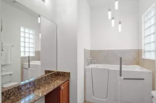 11800 Zelkova Ln, Orlando, FL 32827 - Photo 20
