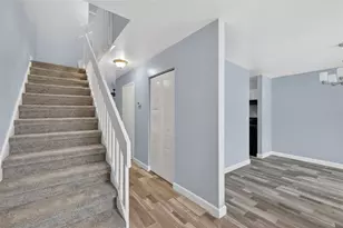 5121 Picadilly Circus Ct, Orlando, FL 32839 - Photo 2