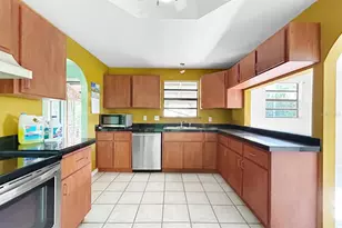 17735 Chorvat Ave, Spring Hill, FL 34610 - Photo 4