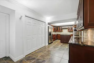 8984 Houston Pl, Orlando, FL 32819 - Photo 16