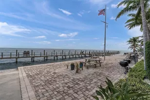 4858 Coquina Key Dr SE, Saint Petersburg, FL 33705 - Photo 28