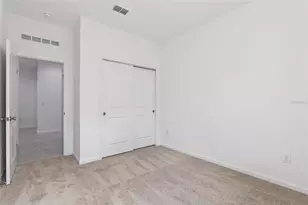 3712 Watercliff Cir, Grand Island, FL 32735 - Photo 8