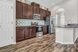 7328 Blue Beech Dr, Riverview, FL 33578 - Photo 2