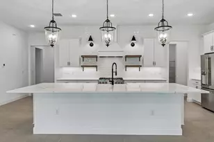 12547 Gold Honeysuckle St, Winter Garden, FL 34787 - Photo 2
