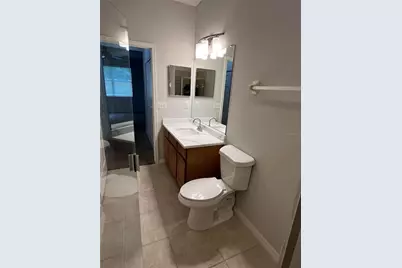 3635 Parkridge Circle #10-101, Sarasota, FL 34243 - Photo 16