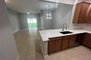 3635 Parkridge Cir, Sarasota, FL 34243 - Photo 8