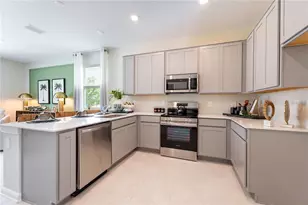 2571 Skyline Loop, Kissimmee, FL 34758 - Photo 2