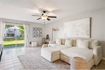 2258 Coach House Boulevard #804, Orlando, FL 32812 - Photo 4