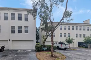 1038 Waterside Dr, Celebration, FL 34747 - Photo 16