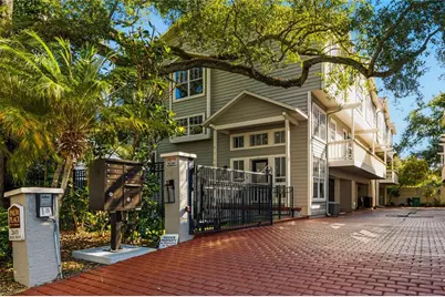 2403 W Palm Drive #2, Tampa, FL 33629 - Photo 2