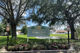 11020 Yorkshire Ridge Ct, Orlando, FL 32837 - Photo 2