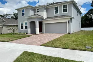 924 Avenal Ln, Davenport, FL 33837 - Photo 2