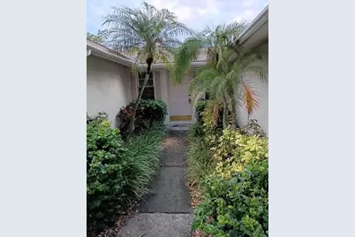 7149 Channelside Lane N, Pinellas Park, FL 33781 - Photo 2