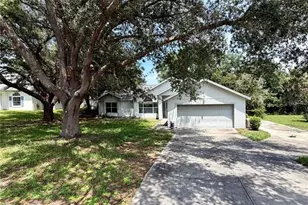 10258 Joanies Run, Leesburg, FL 34788 - Photo 4