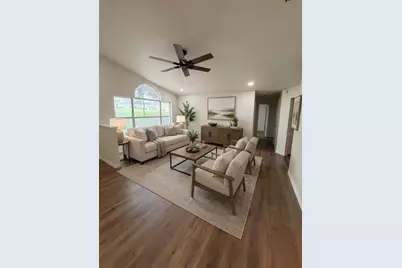 10258 Joanies Run, Leesburg, FL 34788 - Photo 2