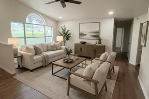 10258 Joanies Run, Leesburg, FL 34788 - Photo 2