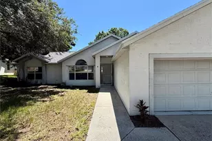 10258 Joanies Run, Leesburg, FL 34788 - Photo 2